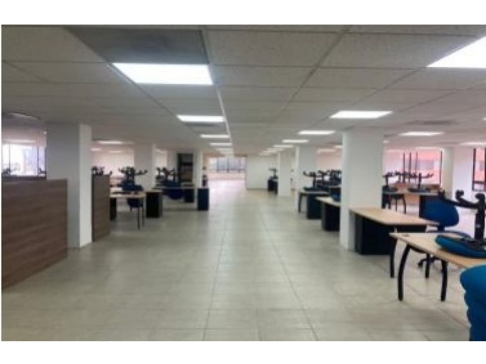 OFICINA EN ARRIENDO | CENTRO INTERNACIONAL | BOGOTÁ — foto 1