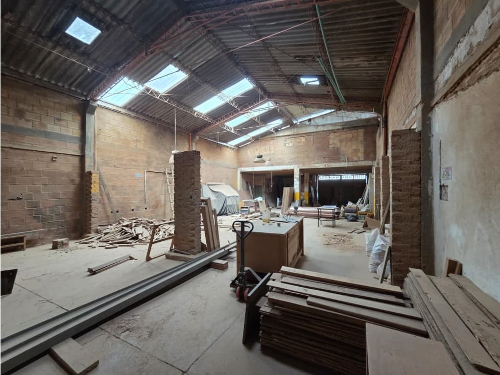 BODEGA EN VENTA SECTOR SANTA MARIA DEL LAGO — foto 3