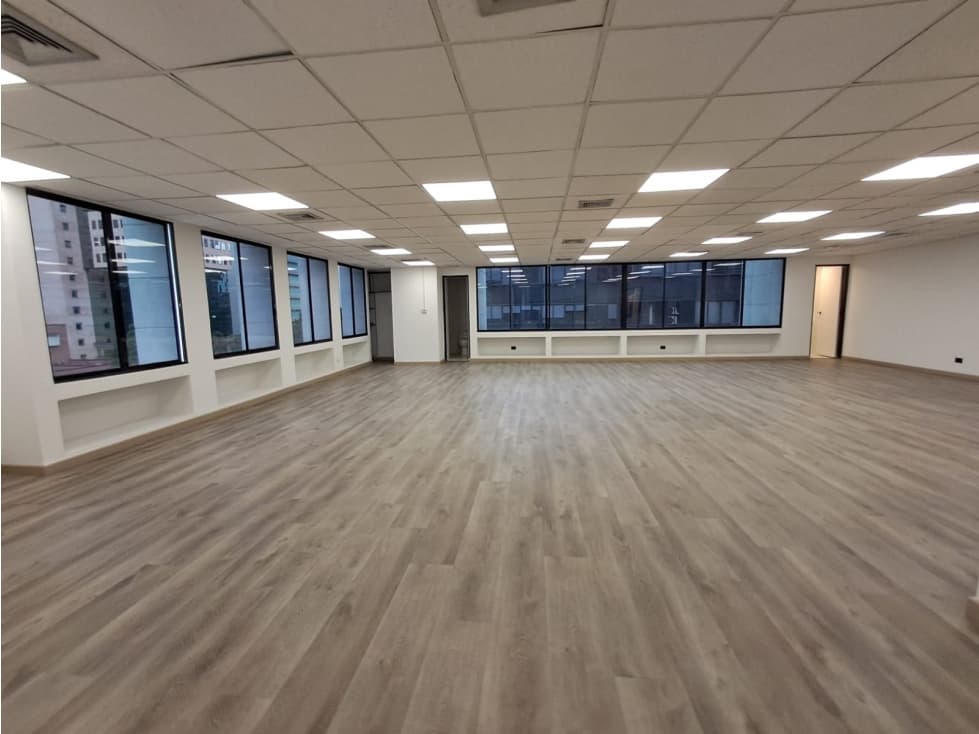 Oficina en arriendo en milla de oro — foto 6