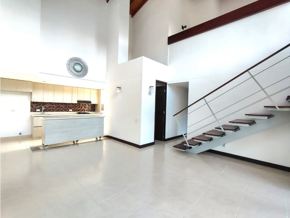 ARRIENDO APARTAMENTO DUPLEX EN ENVIGADO - LA INMACULADA — foto 1