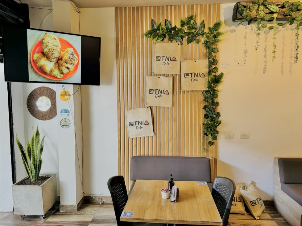 ¡GANGA! VENTA DE NEGOCIO: Mobiliario o Mobiliario + Marca — foto 6