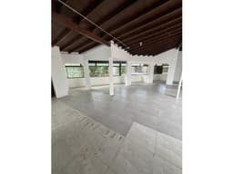 CASA EN ARRIENDO PARA LOCAL COMERCIAL U OFICINA UNICENTRO