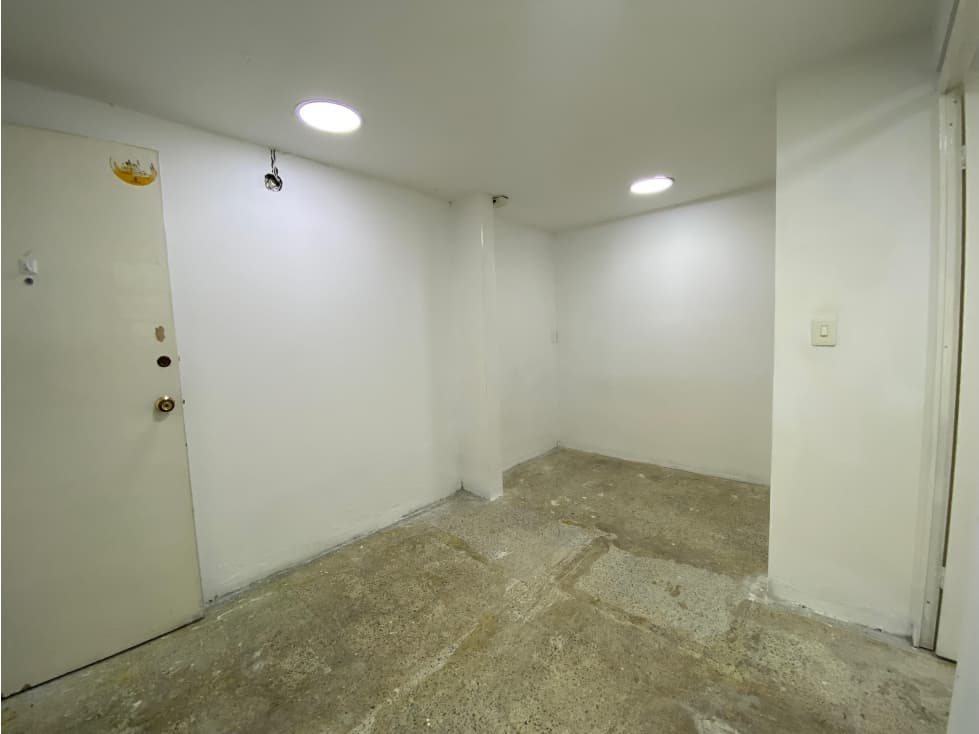 VENTA DE CONSULTORIO EN EL CENTRO, MEDELLÍN — foto 3