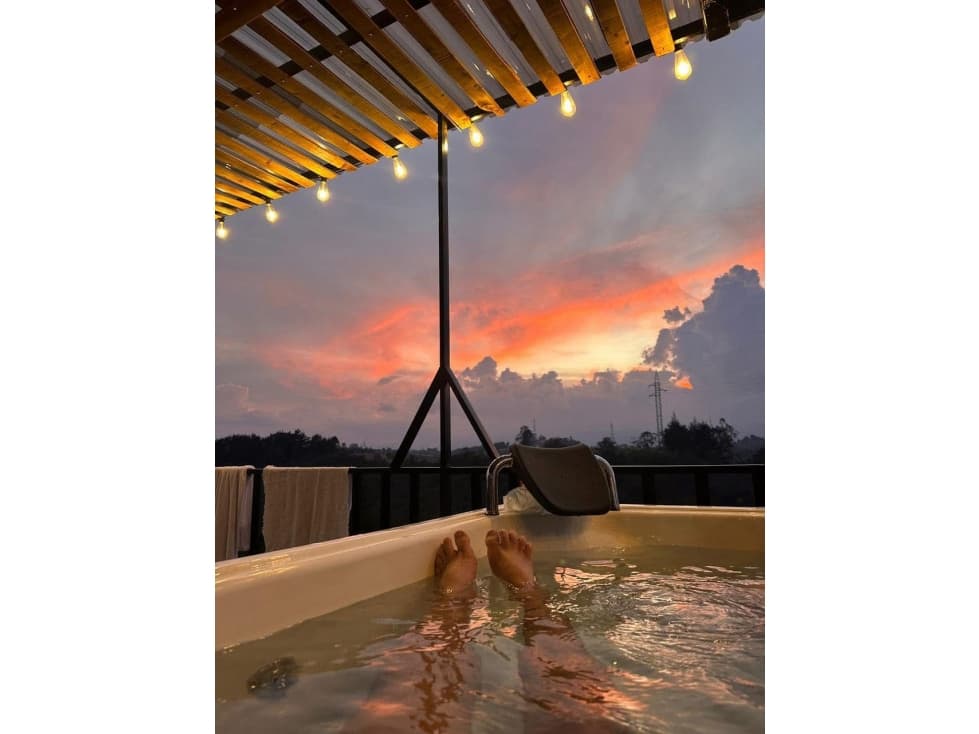 VENTA DE CABAÑA CON JACUZZI EN RIONEGRO — foto 4