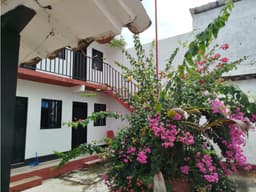 Casa en parque de Santa fe de Antioquia para inversión en rentas