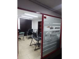 Venta Oficina 7 de Agosto, Centro Comercial las Rampas