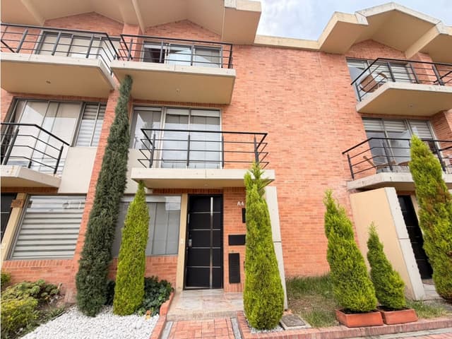 SE VENDE CASA CAMELIAS DEL DIAMANTE MOSQUERA - CÓDIGO 1550