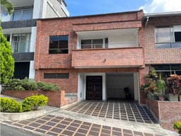VENTA DE CASA EN SABANETA
