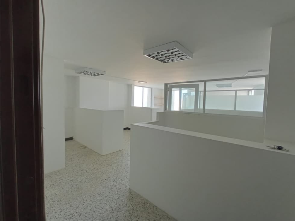 OFICINA DE 67.5 M2 EN VENTA EN EL CENTRO — foto 1