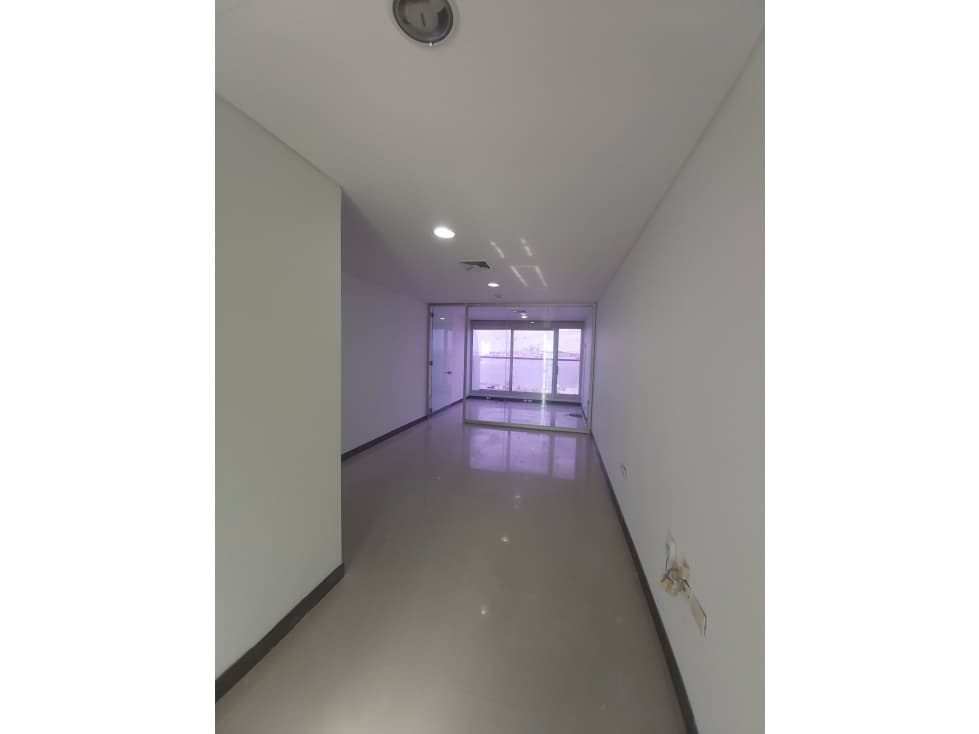 OFICINA DE 40M2 PARA VENTA EN BOCAGRANDE — foto 2