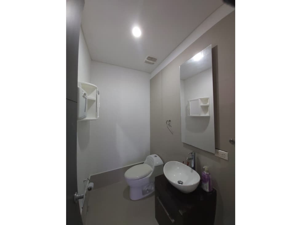 OFICINA DE 40M2 PARA VENTA EN BOCAGRANDE — foto 6