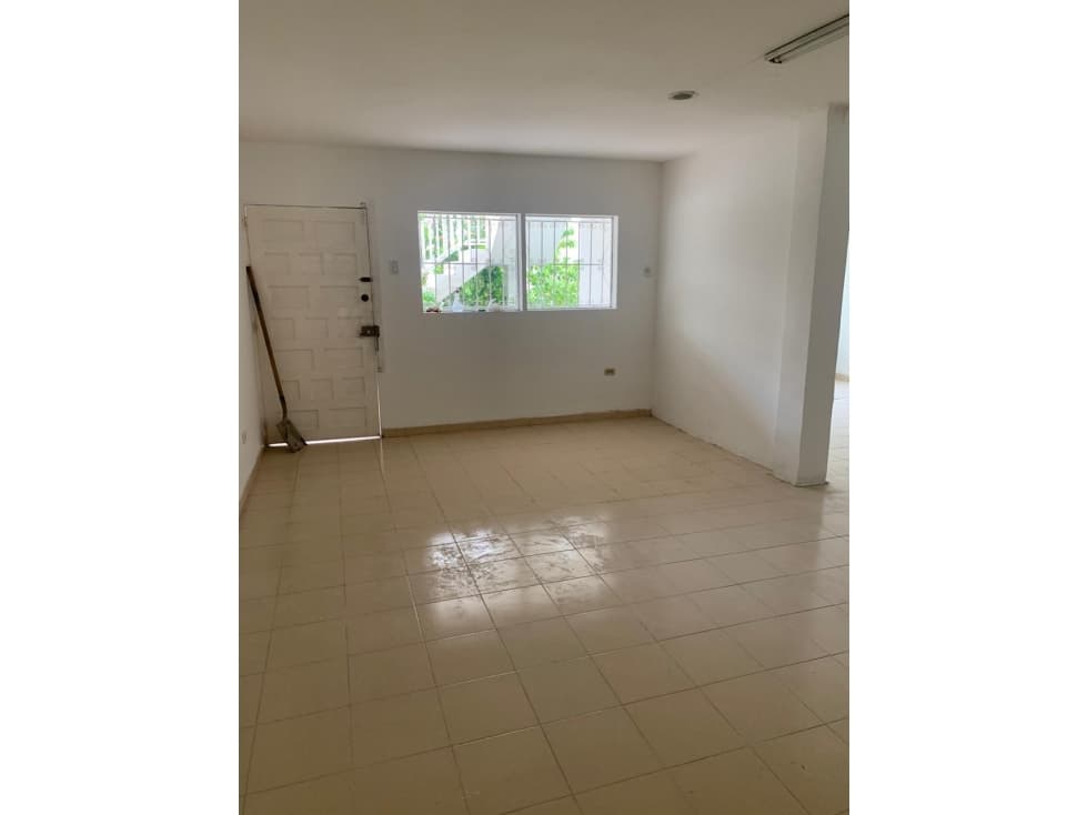CASA DE 3 ALCOBAS PARA VENTA EN CASTILLOGRANDE — foto 4
