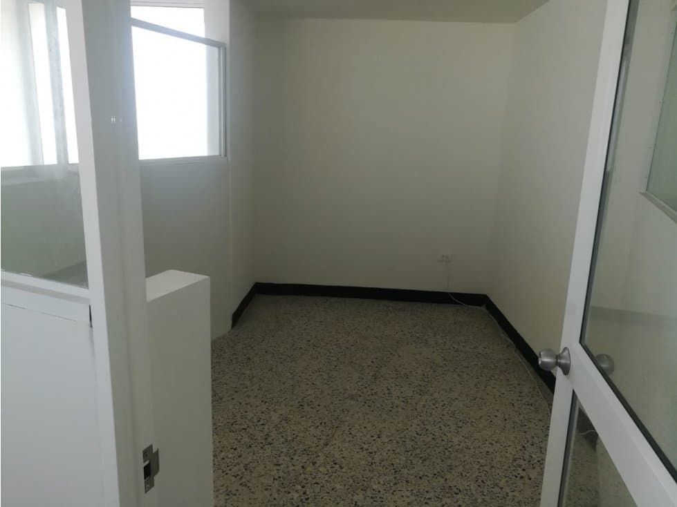 OFICINA DE 67.5 M2 EN VENTA EN EL CENTRO — foto 6