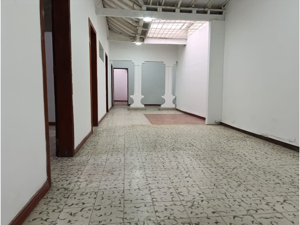 Venta de Casa-Lote en La America — foto 5