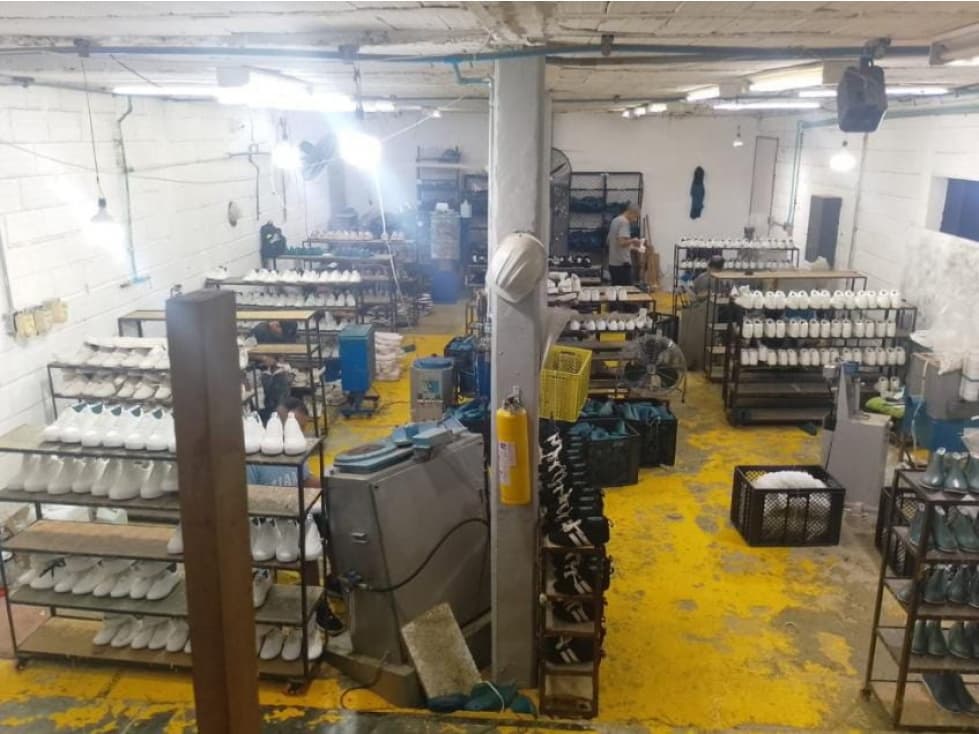 BODEGA EN VENTA Medellín - Boston — foto 4
