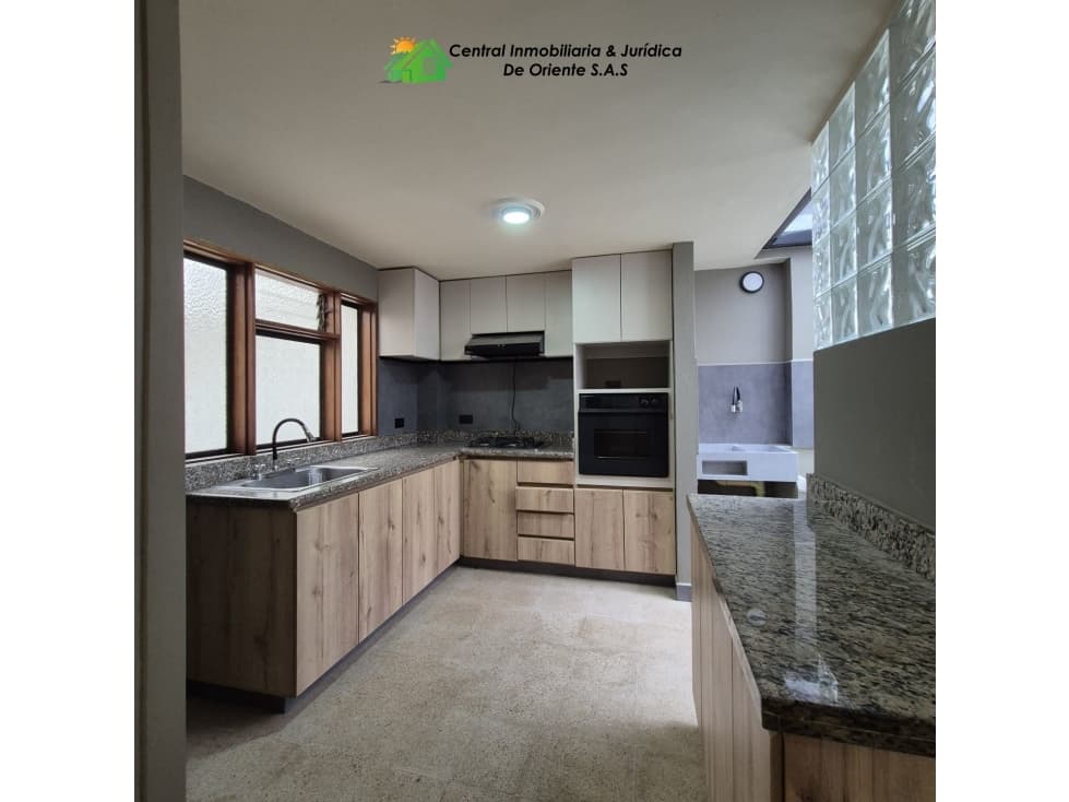 APARTAMENTO EN VENTA EDIFICIO MADRIGAL — foto 3