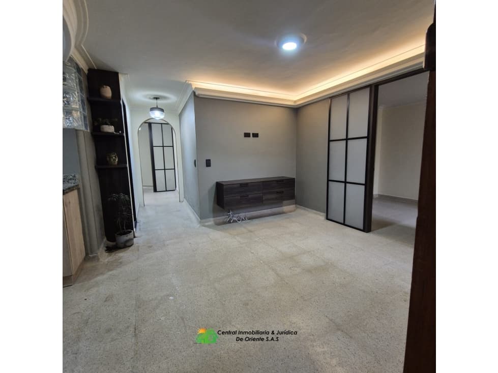 APARTAMENTO EN VENTA EDIFICIO MADRIGAL — foto 4