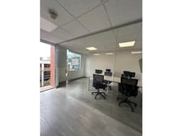 ARRIENDO MODERNA OFICINA- PARQUE DE LA 93