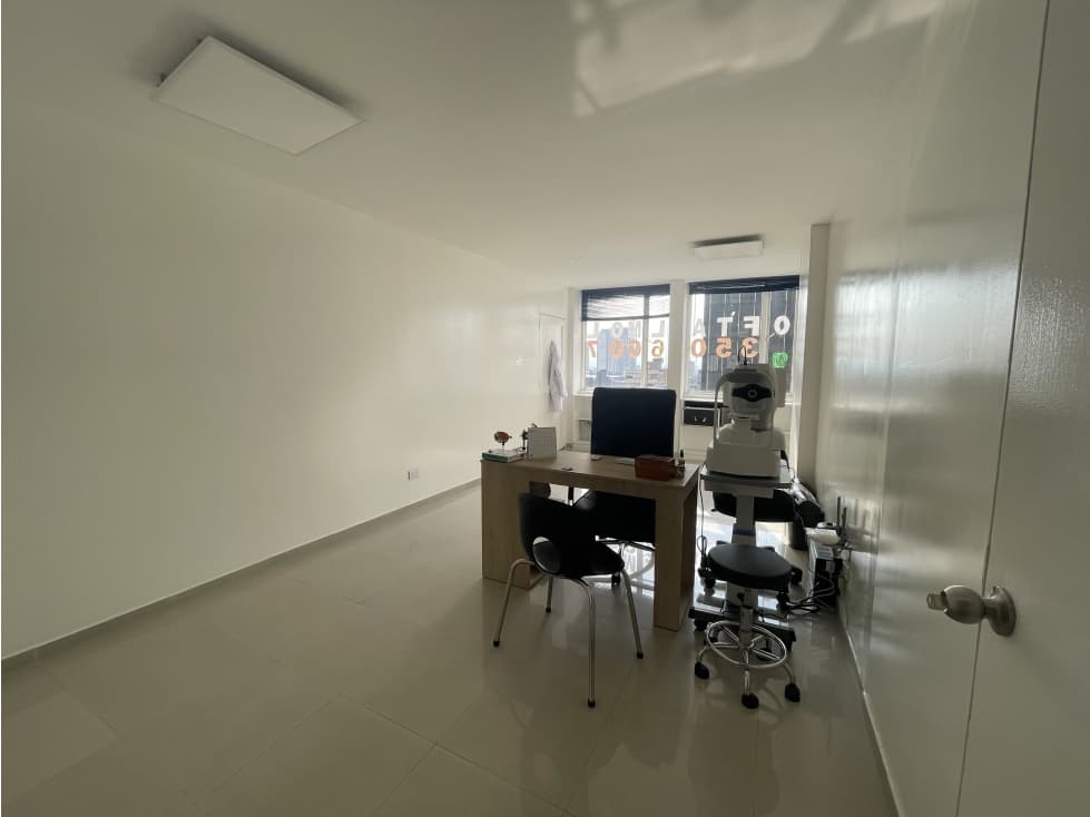 VENTA OFICINA CENTRO - BOGOTA — foto 3