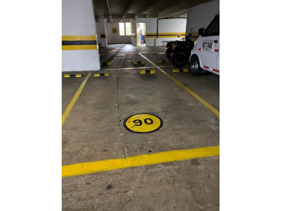 Venta de oficina amobalda en el Poblado — foto 6