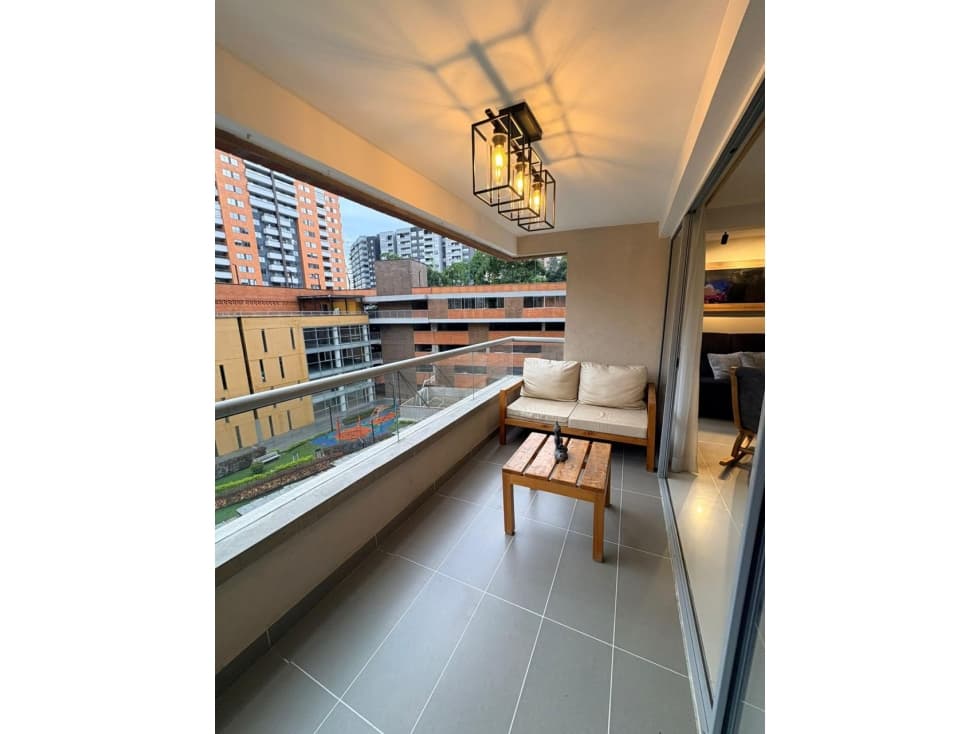 APARTAMENTO EN LOMA DE LAS BRUJAS ENVIGADO — foto 1