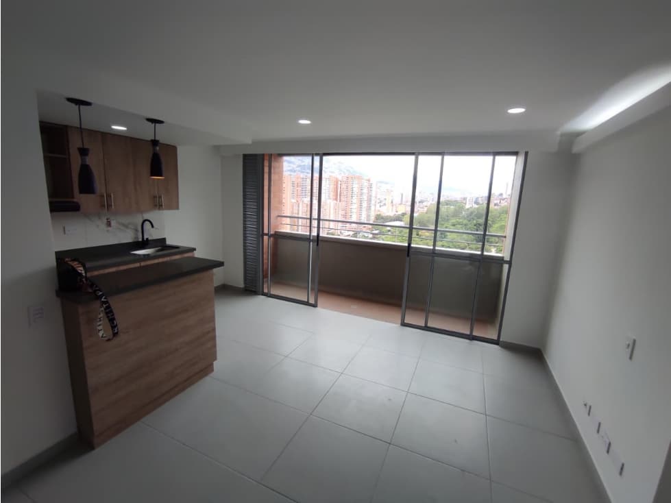 VENTA DE APARTAMENTO EN BELLO SANTA ANA — foto 1