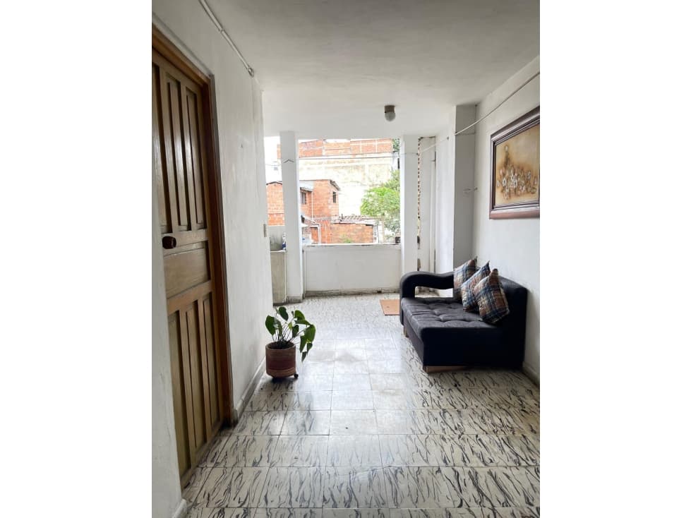 CASA EN VENTA LA ESTRELLA- CASA JARDIN — foto 3