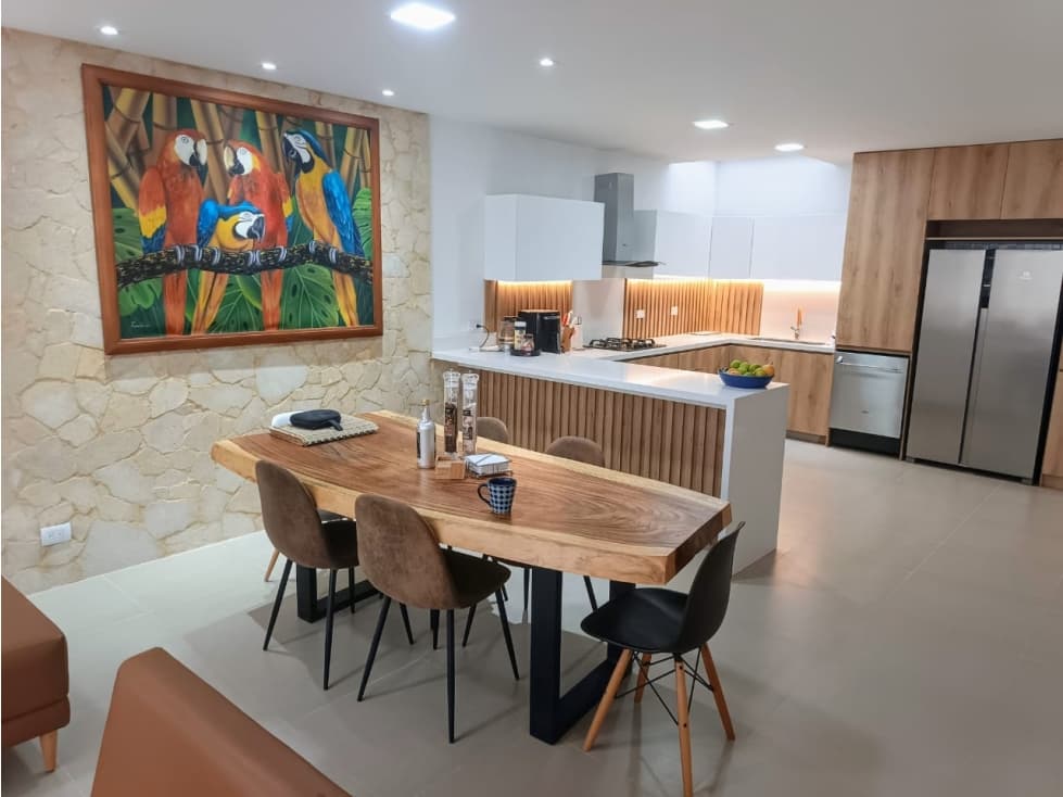 VENTA DE CASA EN LA CEJA CERCA AL CENTRO COMERCIAL VIVA — foto 2