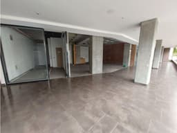 Venta/arriendo local en Ed Empresarial/mèdica Manila Poblado