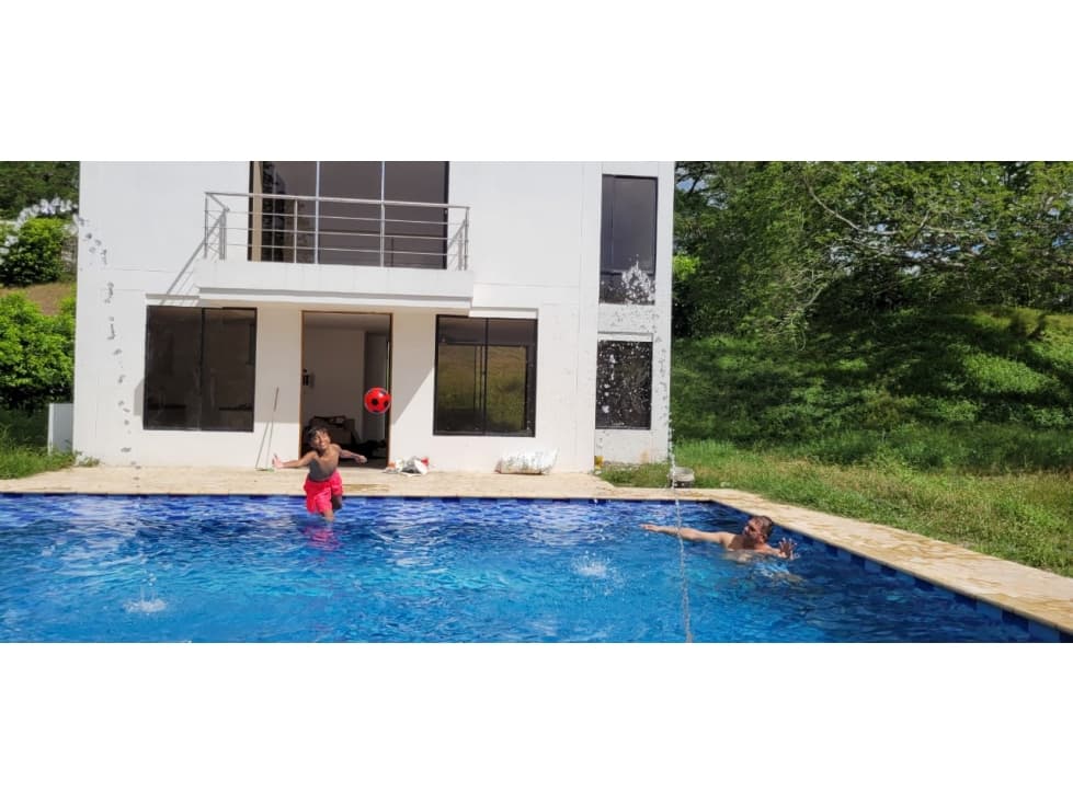 Venta De Finca En Santa Fe De Antioquia — foto 1