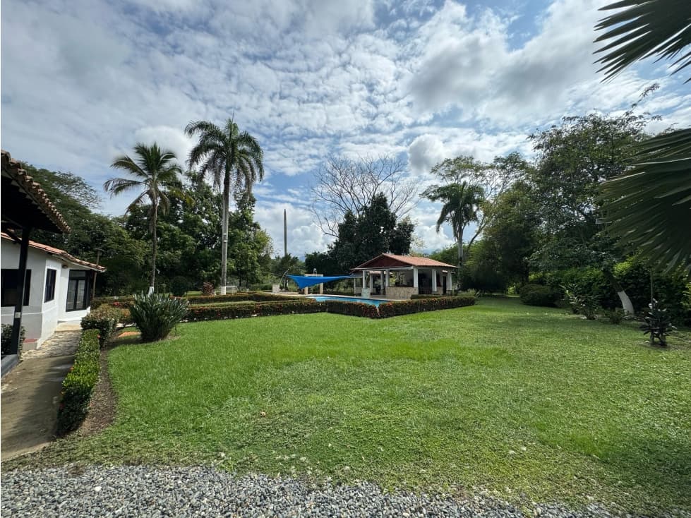 Venta De Finca En Santa Fe De Antioquia — foto 2