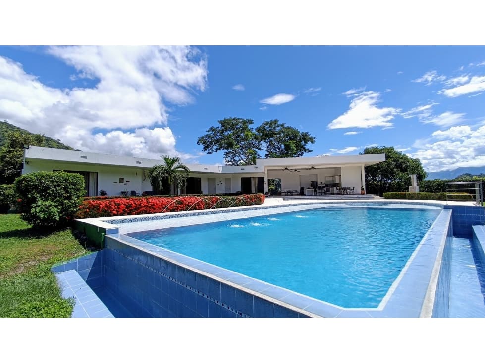 Venta De Finca En Santa Fe De Antioquia — foto 2