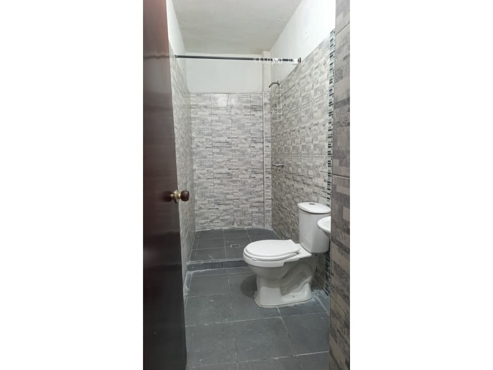 ARRIENDO APARTAMENTO EN EL SECTOR DE EL CAIRO — foto 1