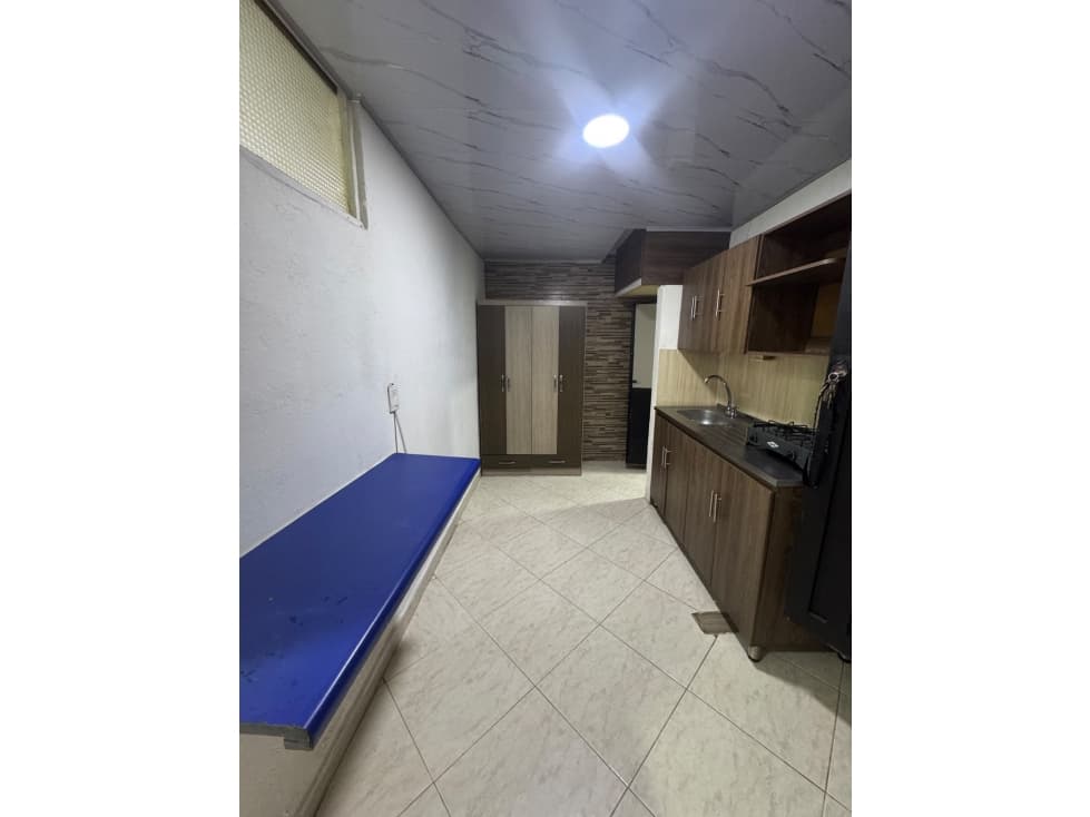 disponible sector niquia — foto 1