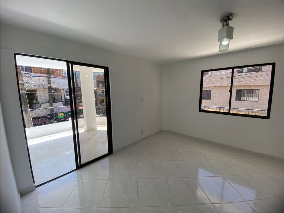 Arriendo apartamento en el sector cumbre — foto 3