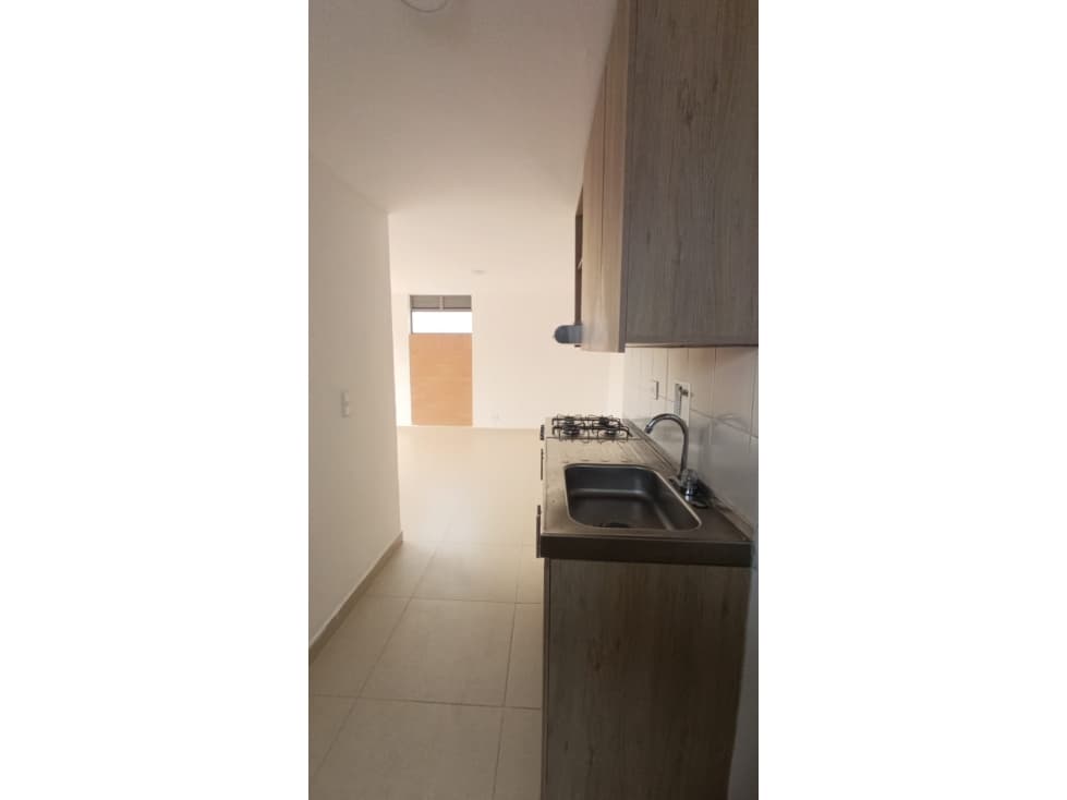 ARRIENDO APARTAMENTO EN EL SECTOR DE TRAPICHE — foto 4
