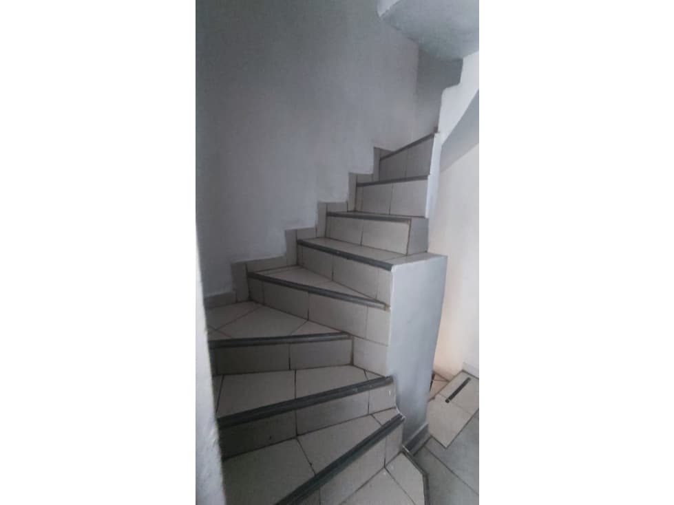 disponible sector niquia — foto 5