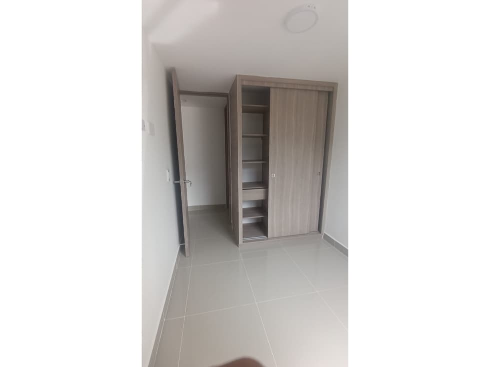 ARRIENDO APARTAMENTO EN EL SECTOR DE NAVARRA — foto 5