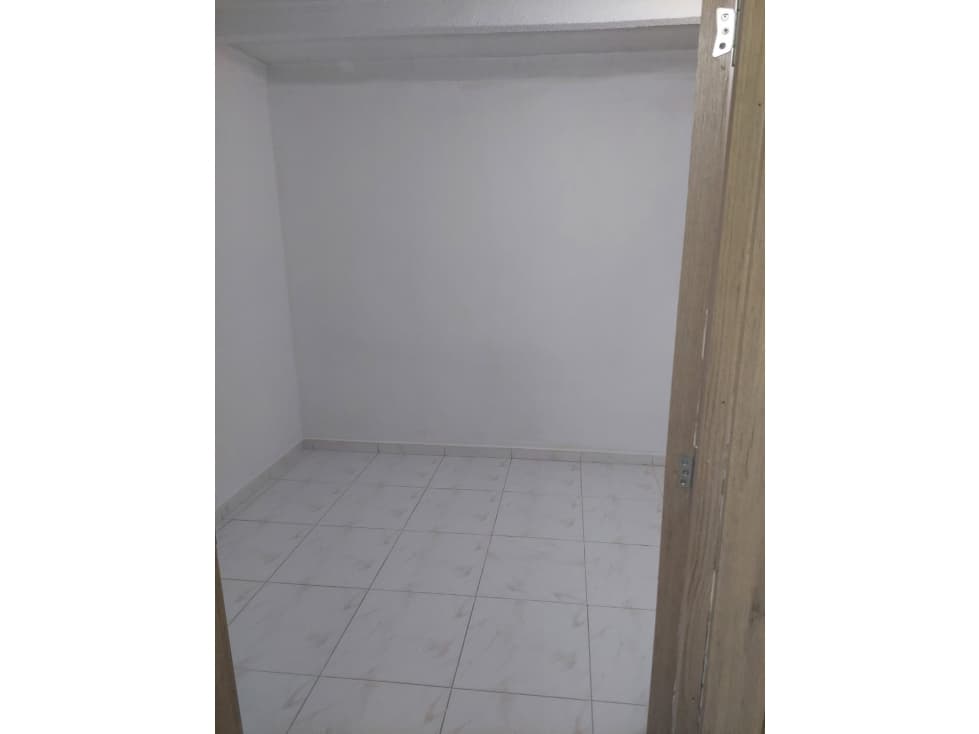 Apartamento en arriendo sector robledo pajarito — foto 5
