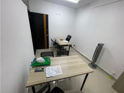 OFICINA EN ARRIENDO SECTOR LAURELES