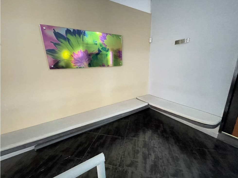 OFICINA EN ARRIENDO SECTOR LAURELES — foto 6
