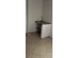 SE ARRIENDA LOCAL COMERCIAL, SECTOR VILLA PAULA.