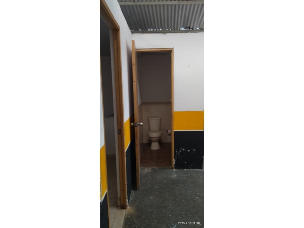 SE ARRIENDA LOCAL COMERCIAL, SECTOR VILLA PAULA. — foto 3