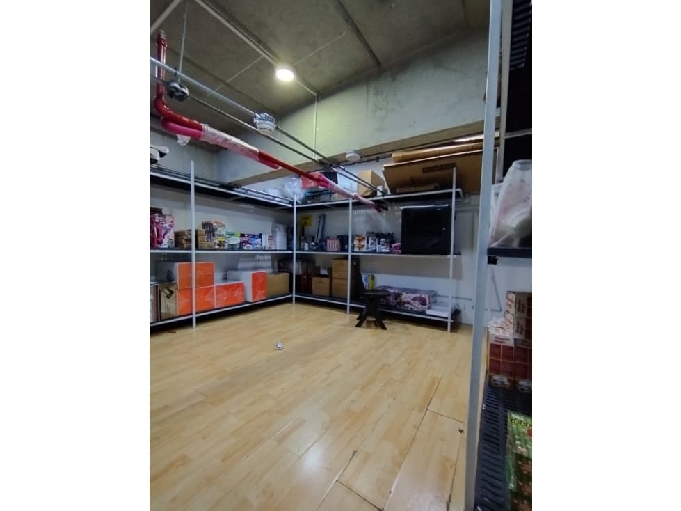 VENTA LOCAL COMERCIAL CENTRO COMERCIAL SANTAFÉ — foto 3