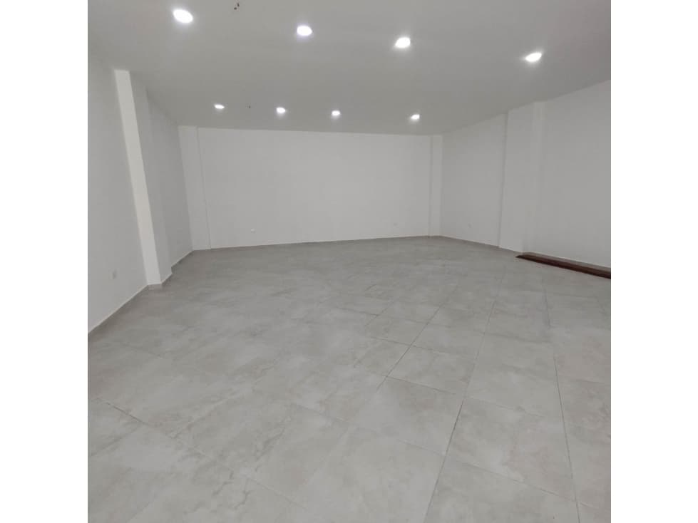 LOCAL EN ARRIENDO SECTOR SANTAMARIA — foto 2
