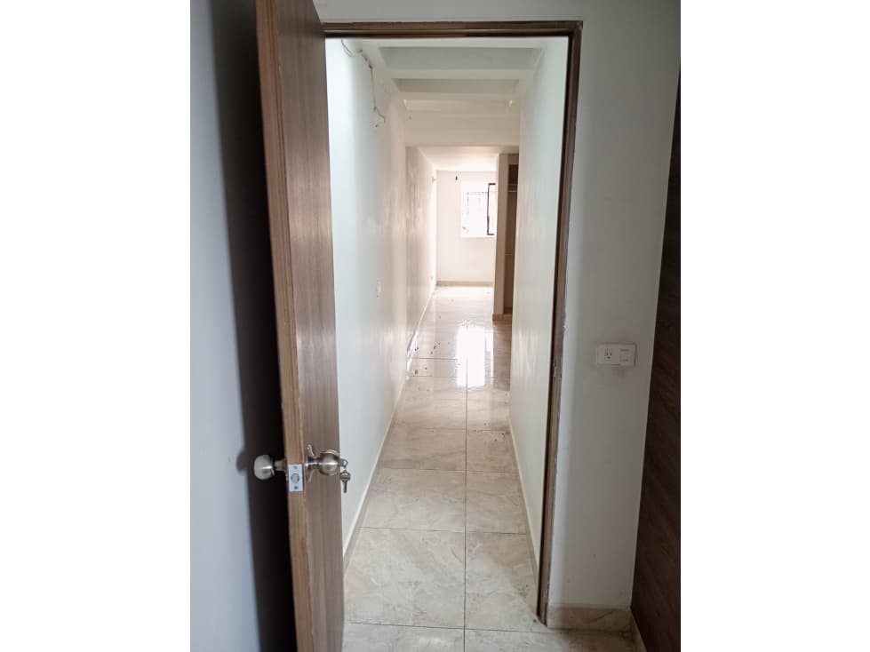 APARTAMENTO EN ARRIENDO SECTOR FERRARA — foto 6