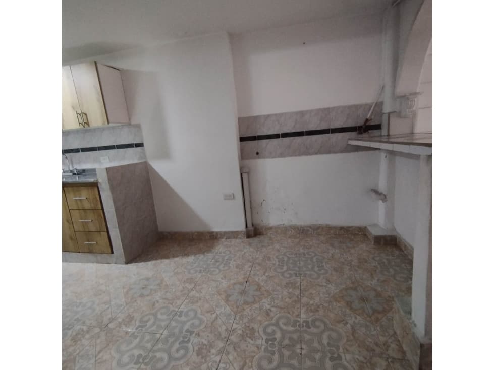 APARTAMENTO EN ARRIENDO SECTOR FERRARA — foto 6