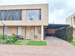 SE VENDE CASA EN CHIA VEREDA FONQUETÁ