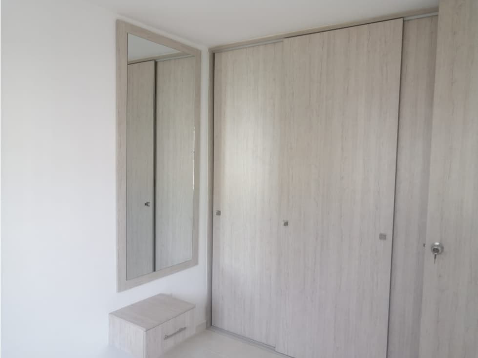 Se alquila apartamento como para estrenar en conjunto tranquilo! — foto 3