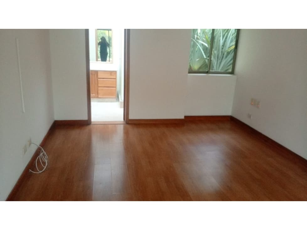 HERMOSA CASA EN VENTA LOMA VERDE — foto 6